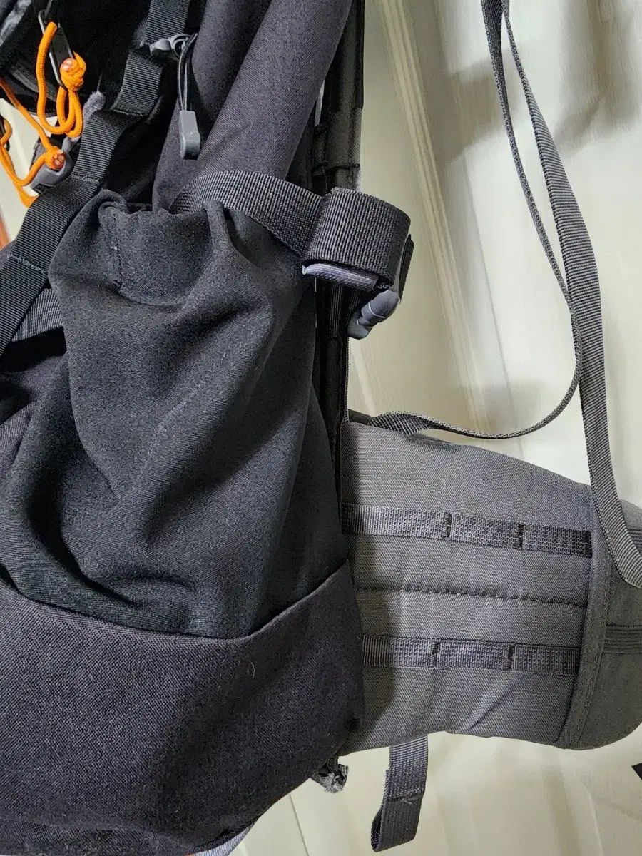  ミステリーランチ テラフレーム 50 3 zip ブラック その他 アウトドアウェア小物