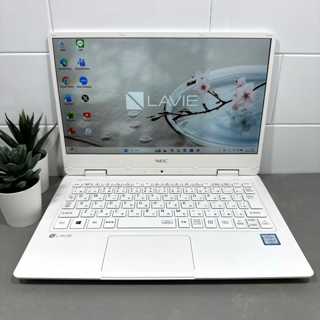 【超軽量】NECLavieプレミアムホワイト☘corei7☘NVMe512 超軽量】NECLavieプレミアムホワイト☘corei7☘NVMe512 - メルカリ
