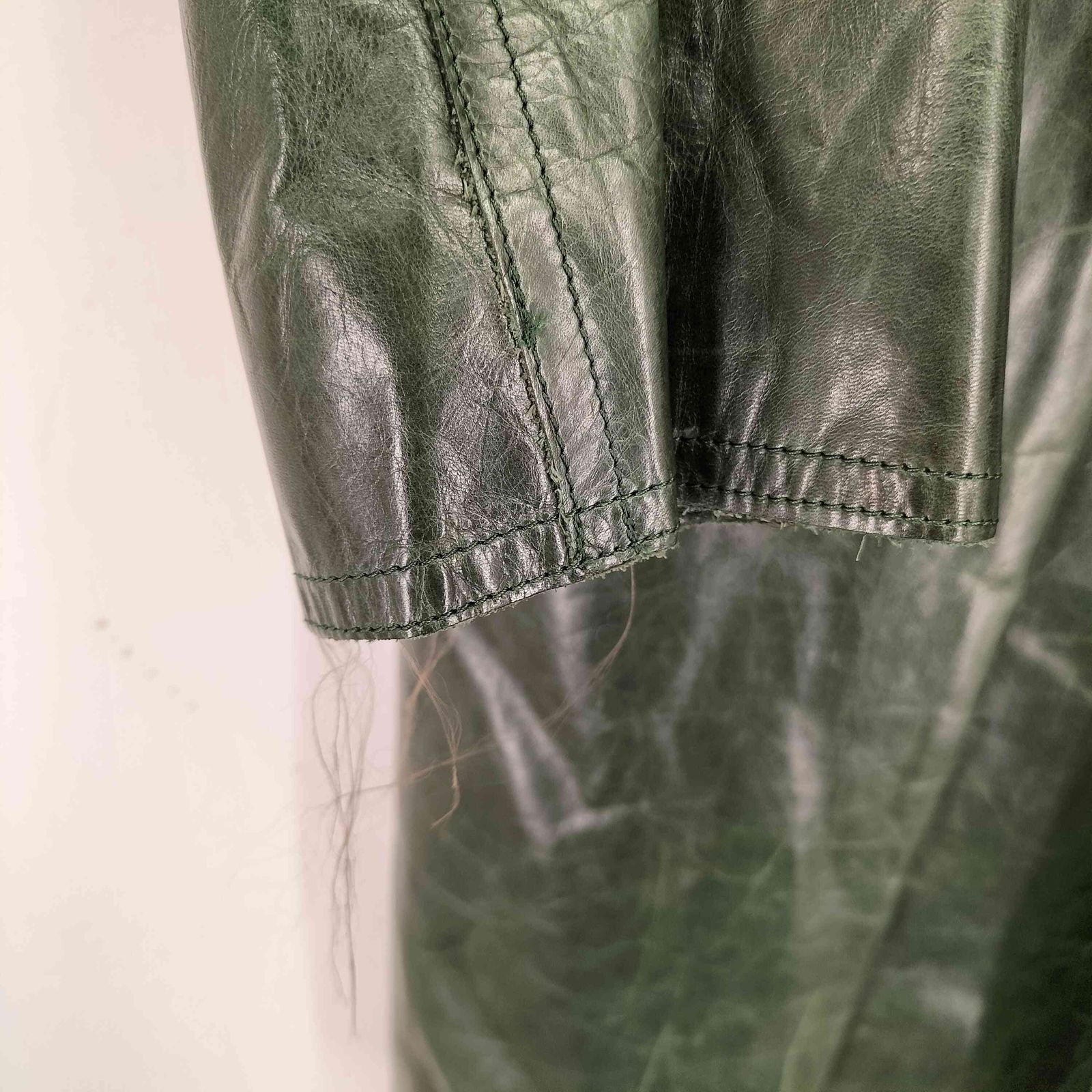 コスチュームナショナルオム CoSTUME NATIONAL HOMME 本革スタンド