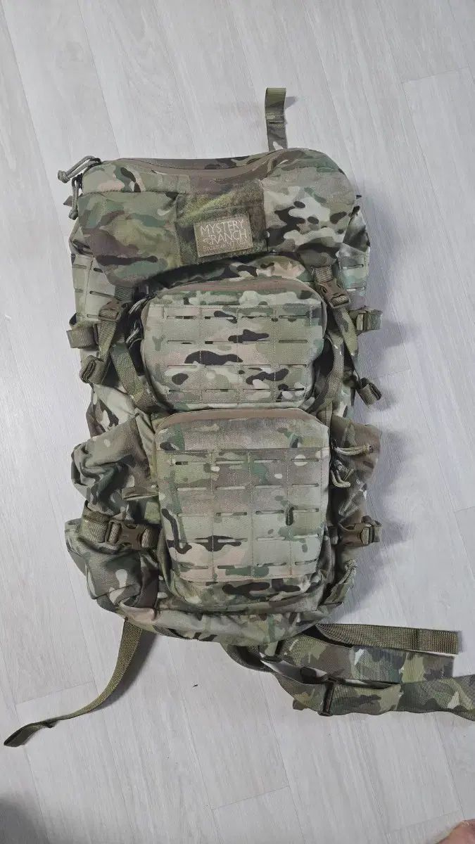 ミステリーランチ ブラックジャックLT 35 L マルチカム