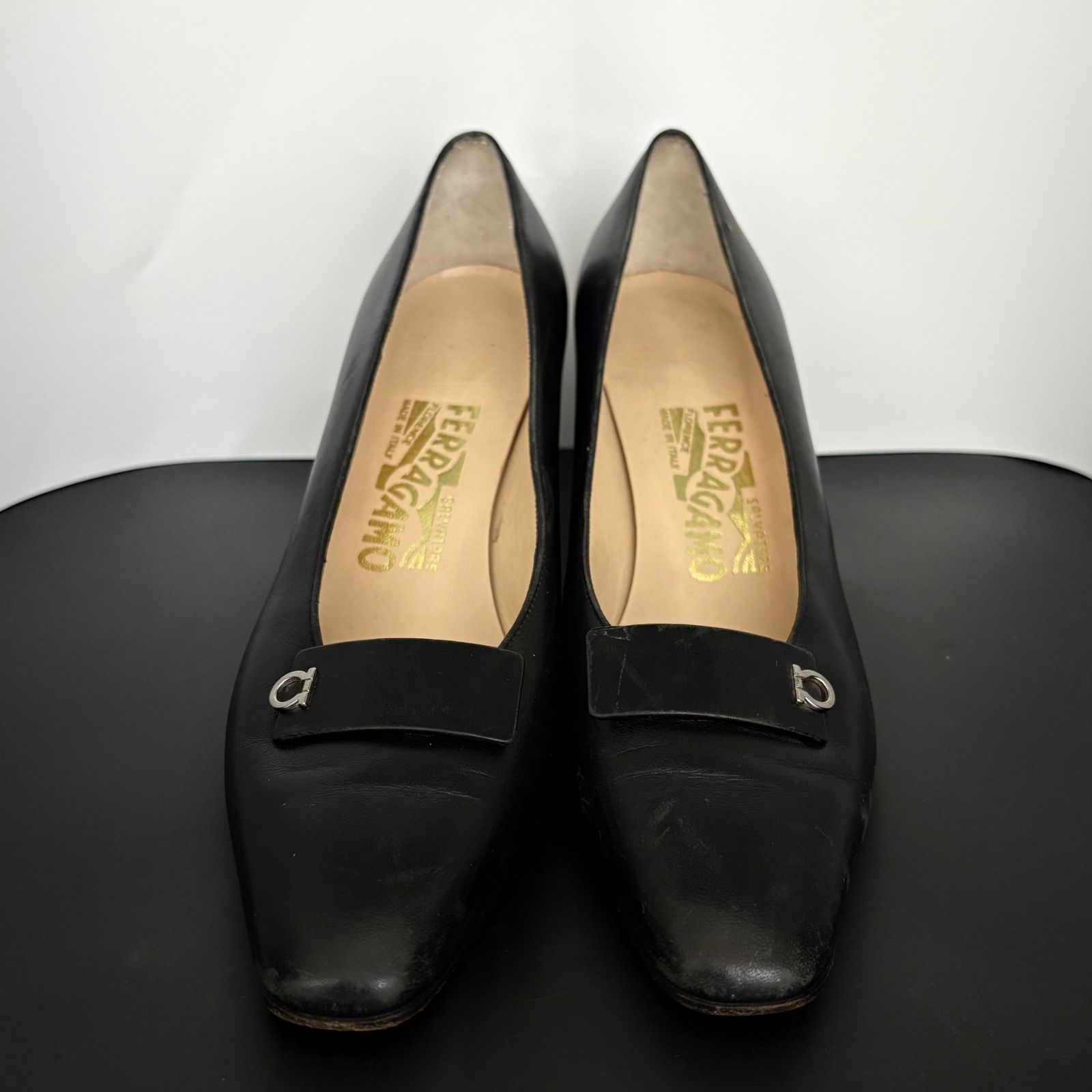 Salvatore Ferragamo サルヴァトーレフェラガモ パンプス レザー