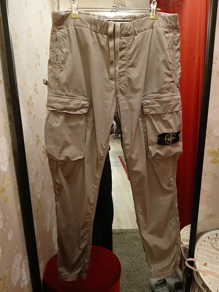 7/7 (正規品)STONE ISLAND ストーンアイランド カーゴ ジョガー パンツ