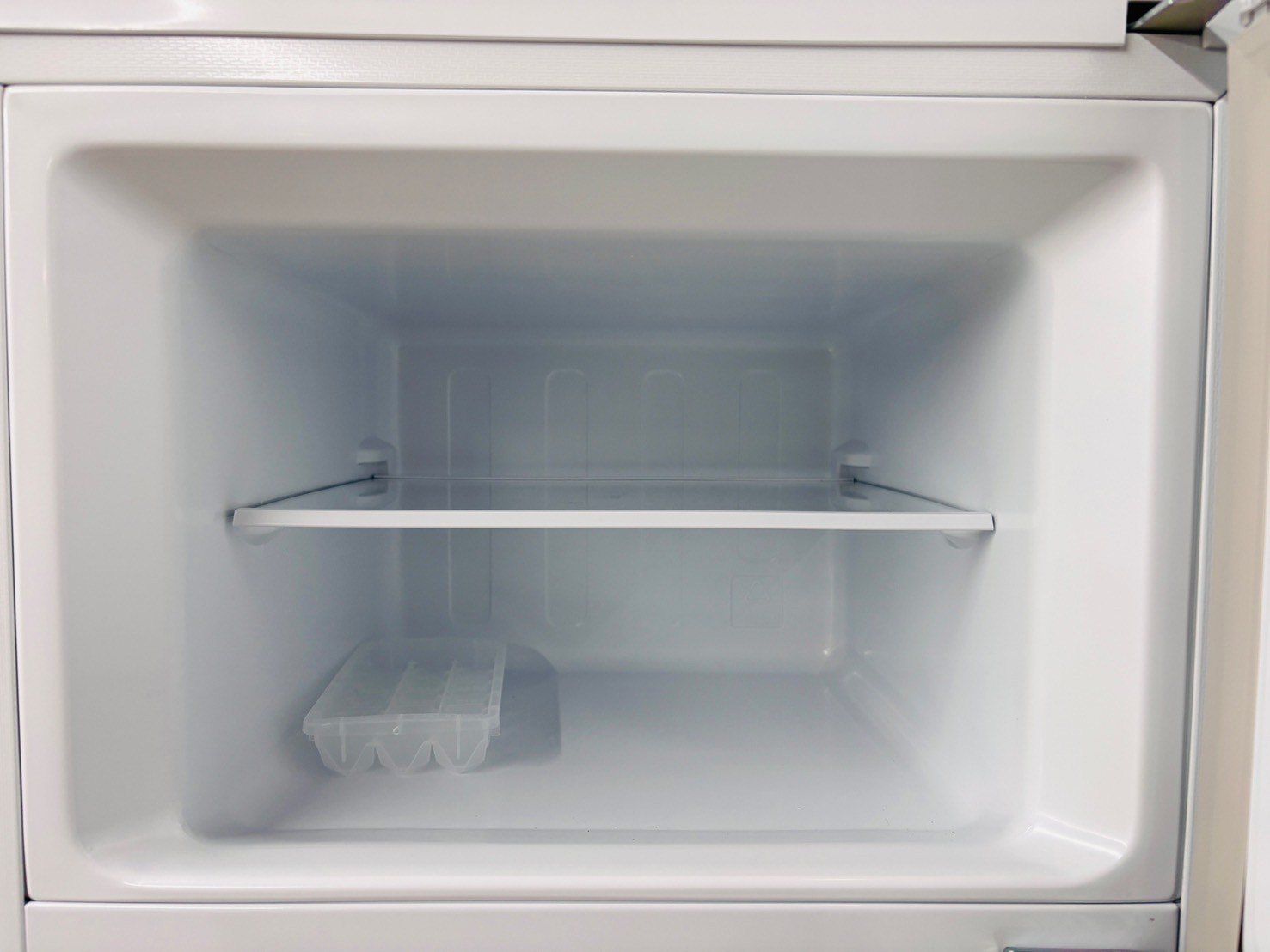 大阪送料無料☆3か月保障付き☆冷蔵庫☆ハイセンス☆2ドア☆2021年☆HR