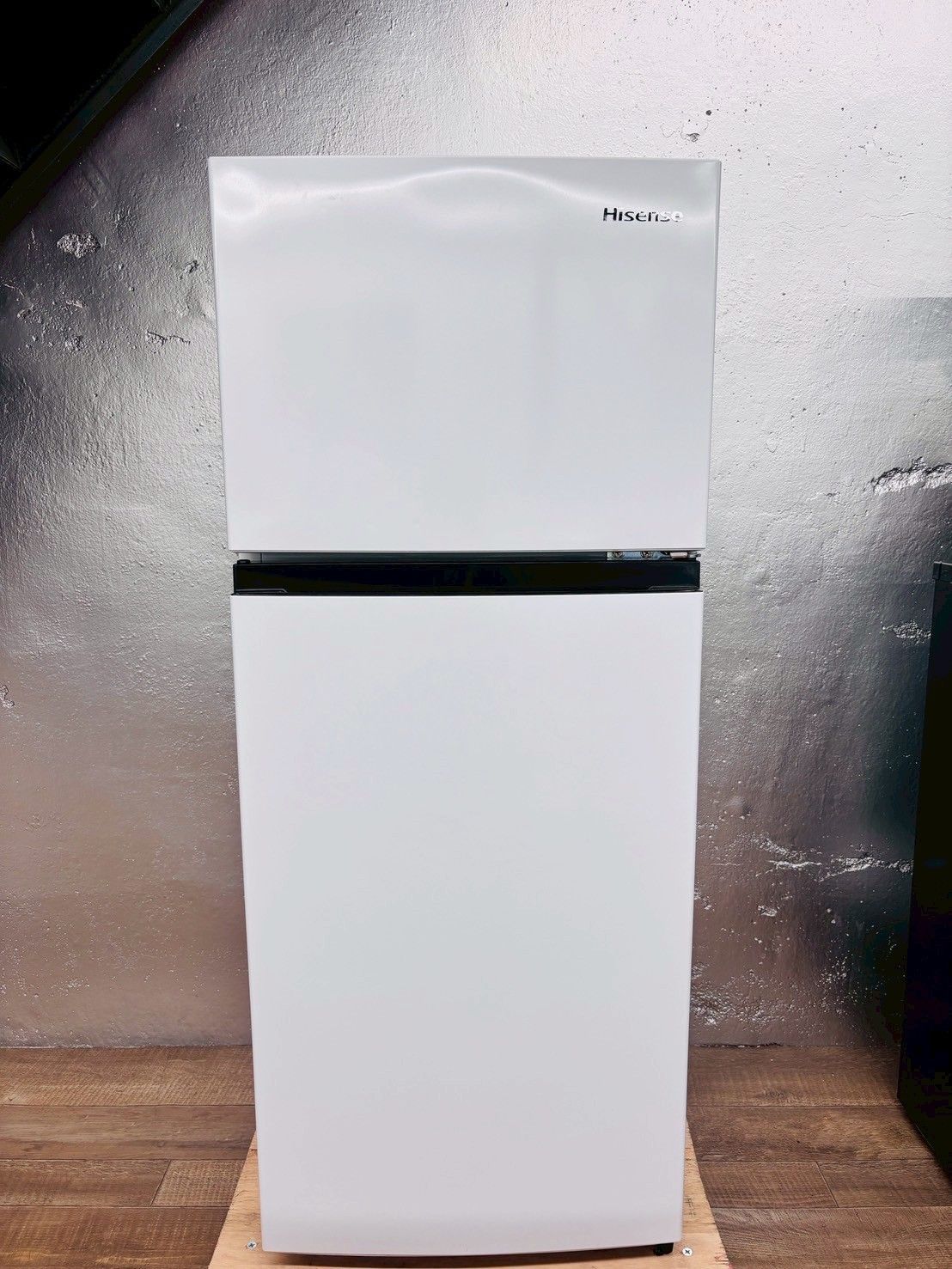 送料込み★冷蔵庫★2021年★ハイセンス★2ドア★HR-B1202 大阪送料無料☆3か月保障付き☆冷蔵庫☆ハイセンス☆2ドア☆2021年☆HR