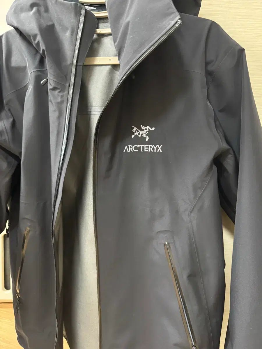 ARC TERYX ベータ LT サイズM
