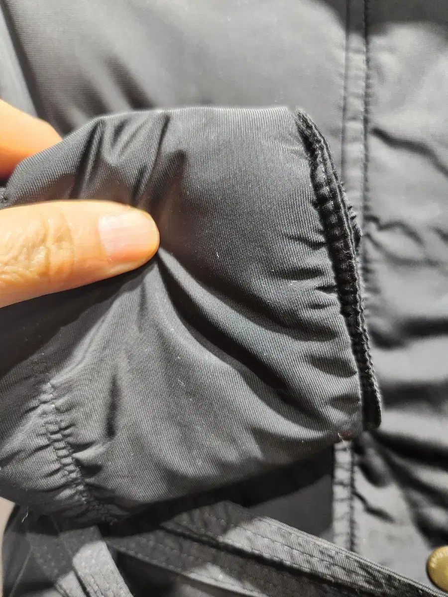  バーバリー ブラック ベルト付き フード ダウン キッズ その他 ジャケット ブルゾン