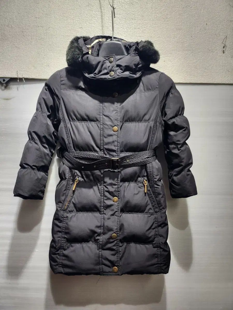 バーバリー ブラック ベルト付き フード ダウン キッズ