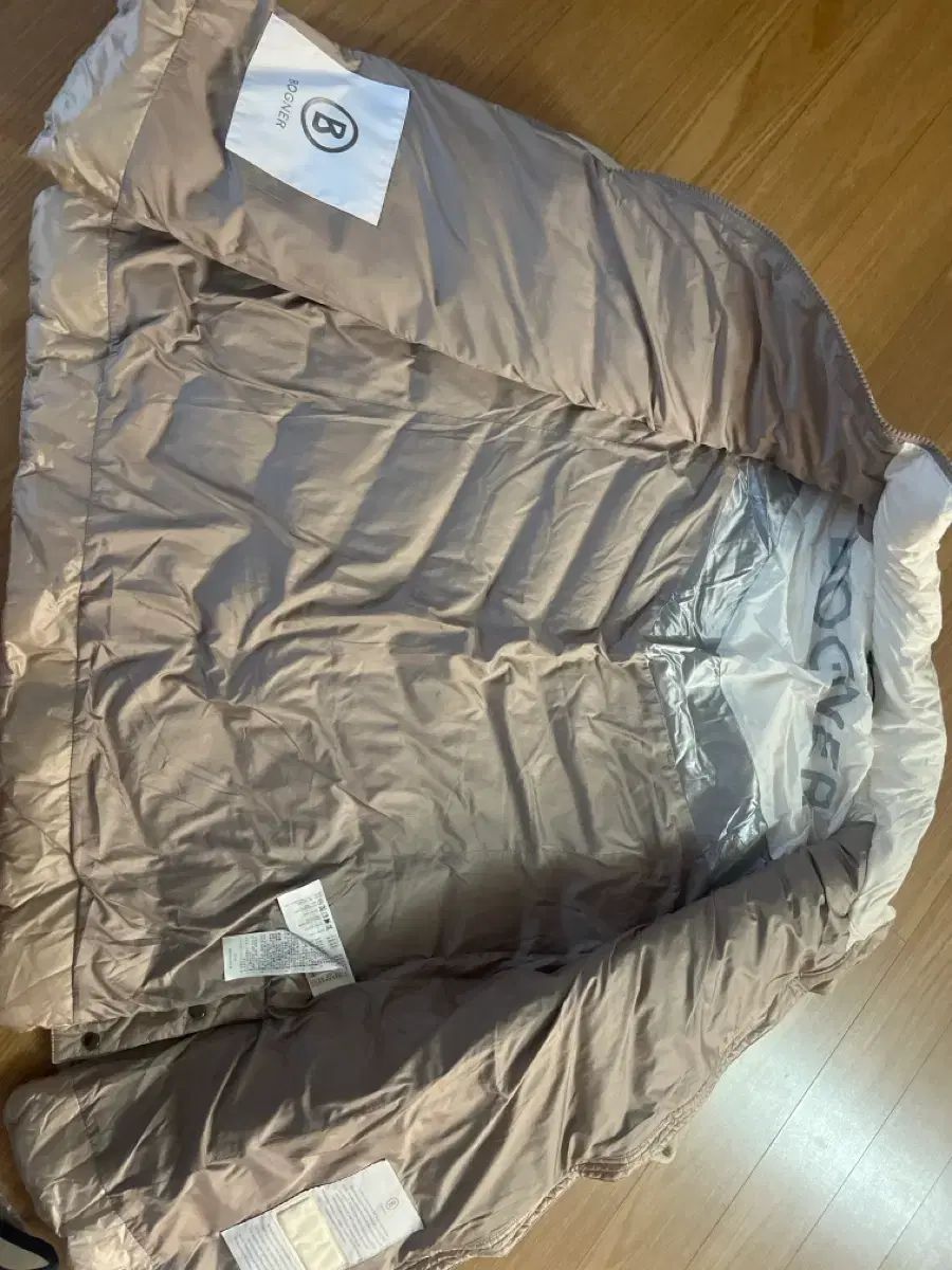 BOGNER ボグナー ダウン ジャケット アイボリー ベージュ