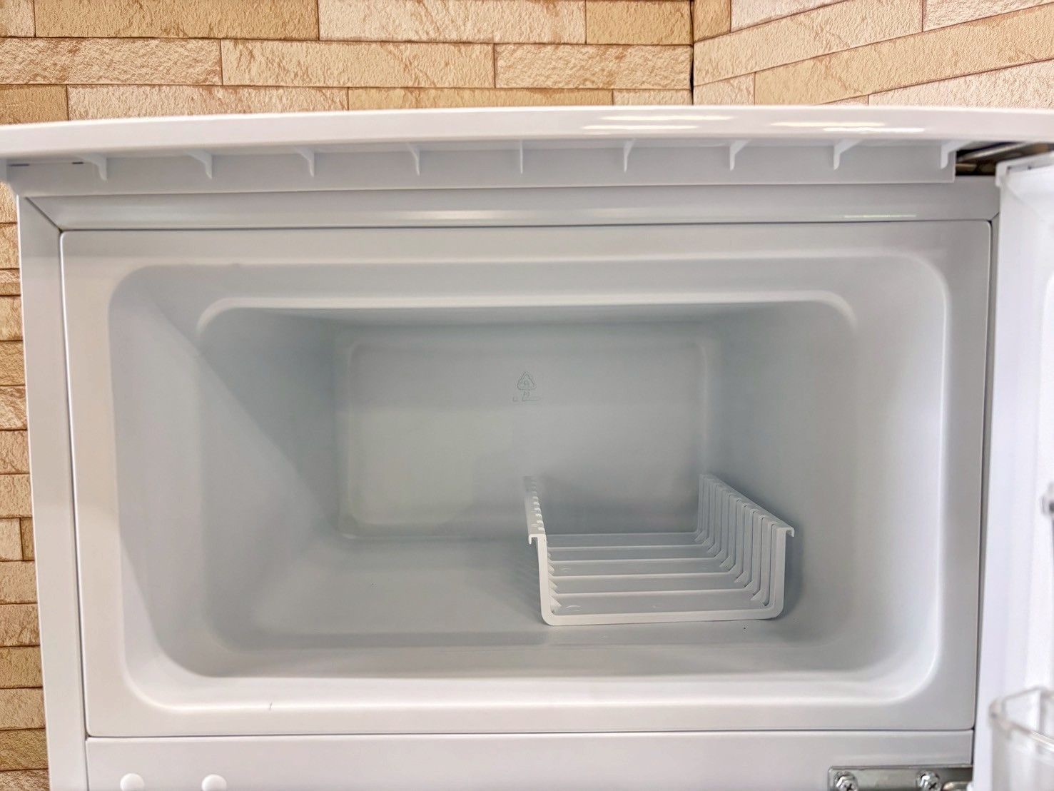 高年式】大阪送料無料☆3か月保障付き☆冷蔵庫☆ニトリ