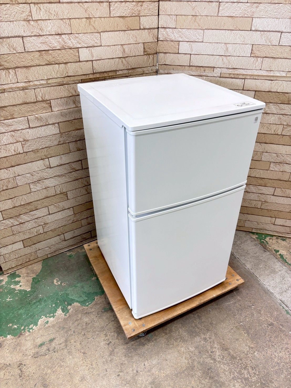 【高年式】大阪送料無料★3か月保障付★2024年★BR2C01WH★SR-211 高年式】大阪送料無料☆3か月保障付き☆冷蔵庫☆ニトリ