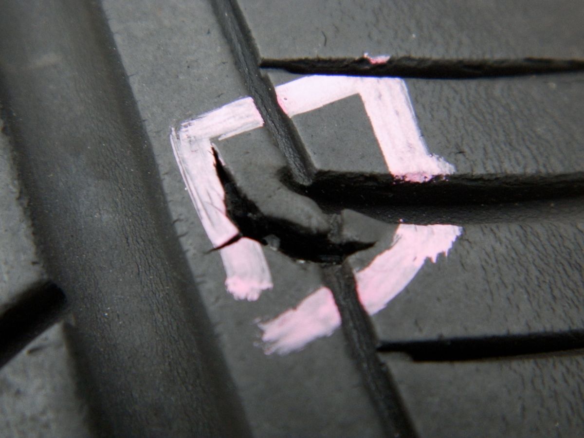 ラジアルタイヤ