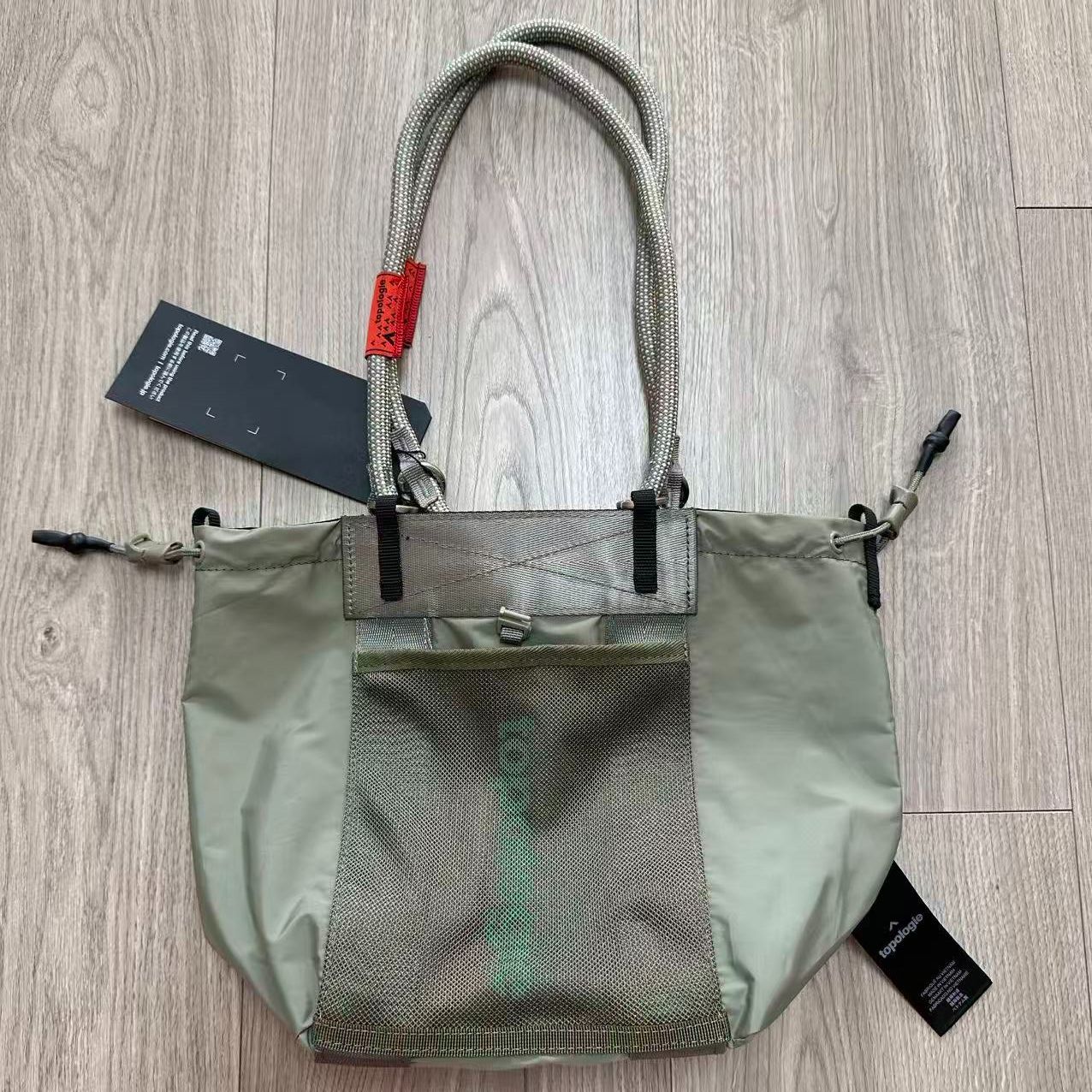 Topologie トポロジー トートバッグ リバーシブル 大容量 ショルダー