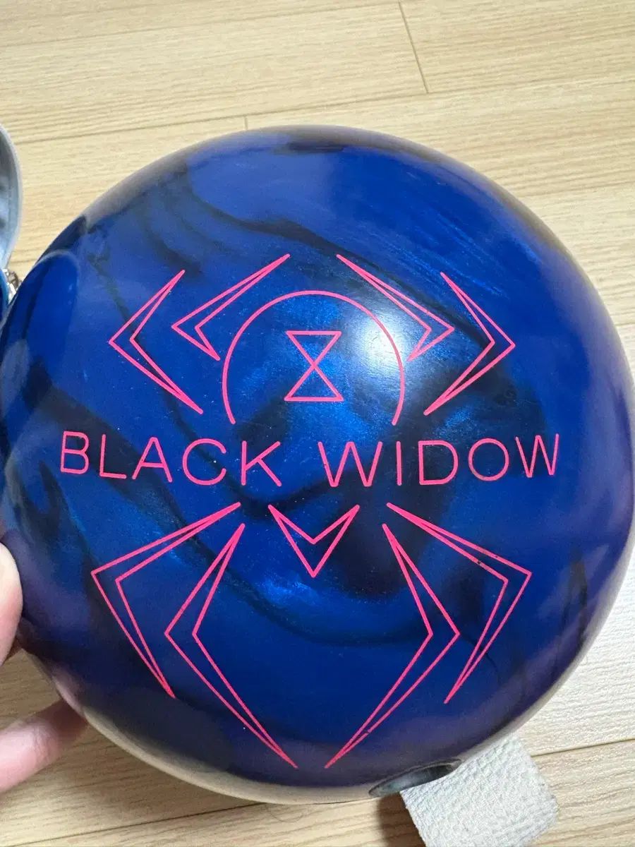 ブラックウィドウ マニア 15 p ワンボールバッグ