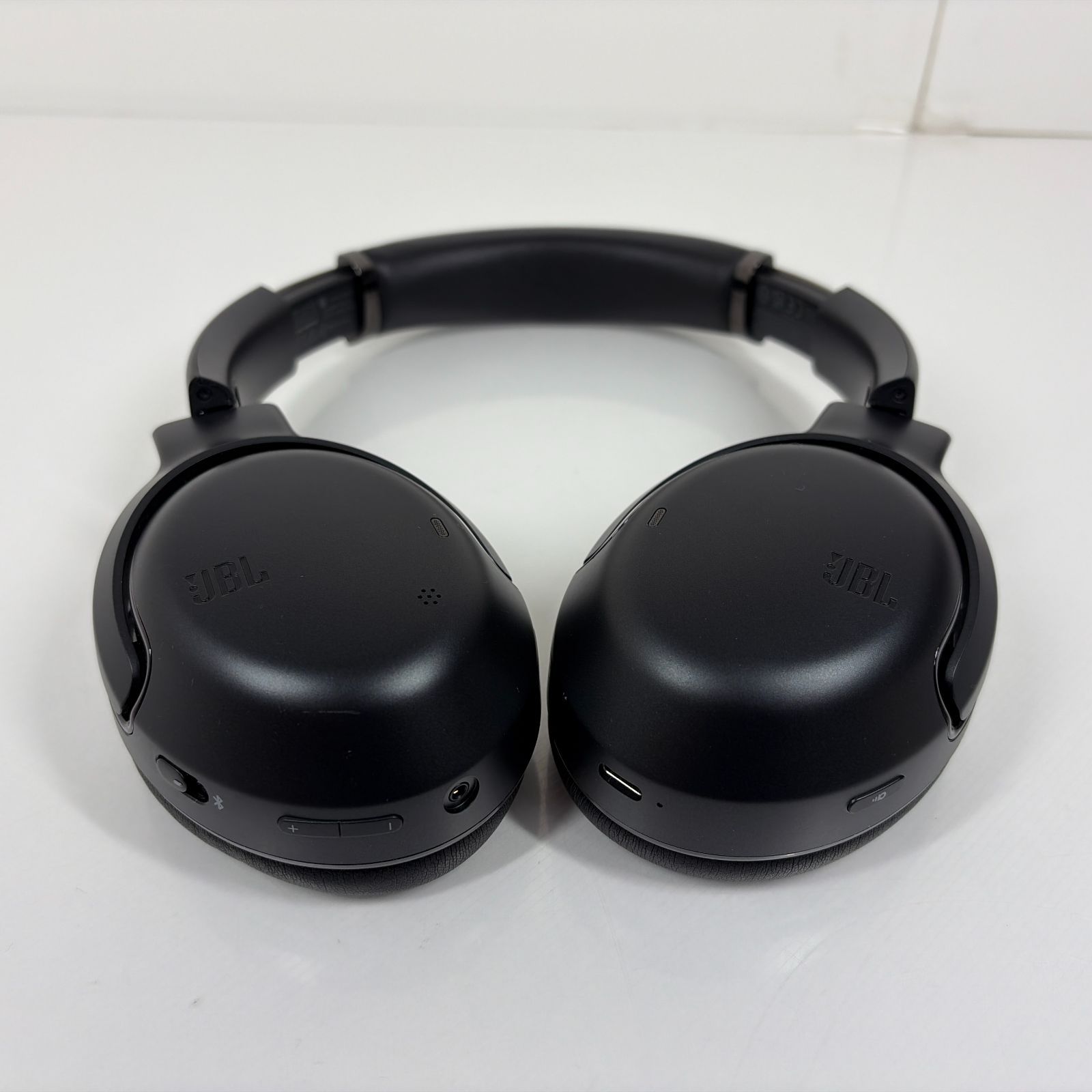 中古・美品】JBC TOUR ONE M2 ワイヤレスヘッドホン - メルカリ