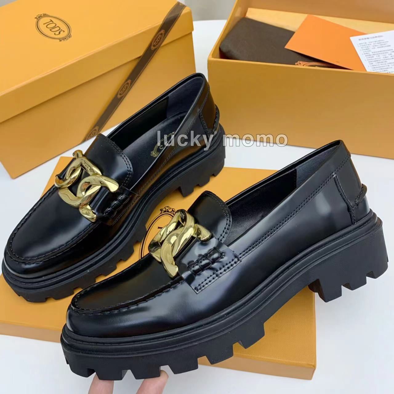 TOD'S トッズ ローファレザー ローファー厚底 ローファー 革靴