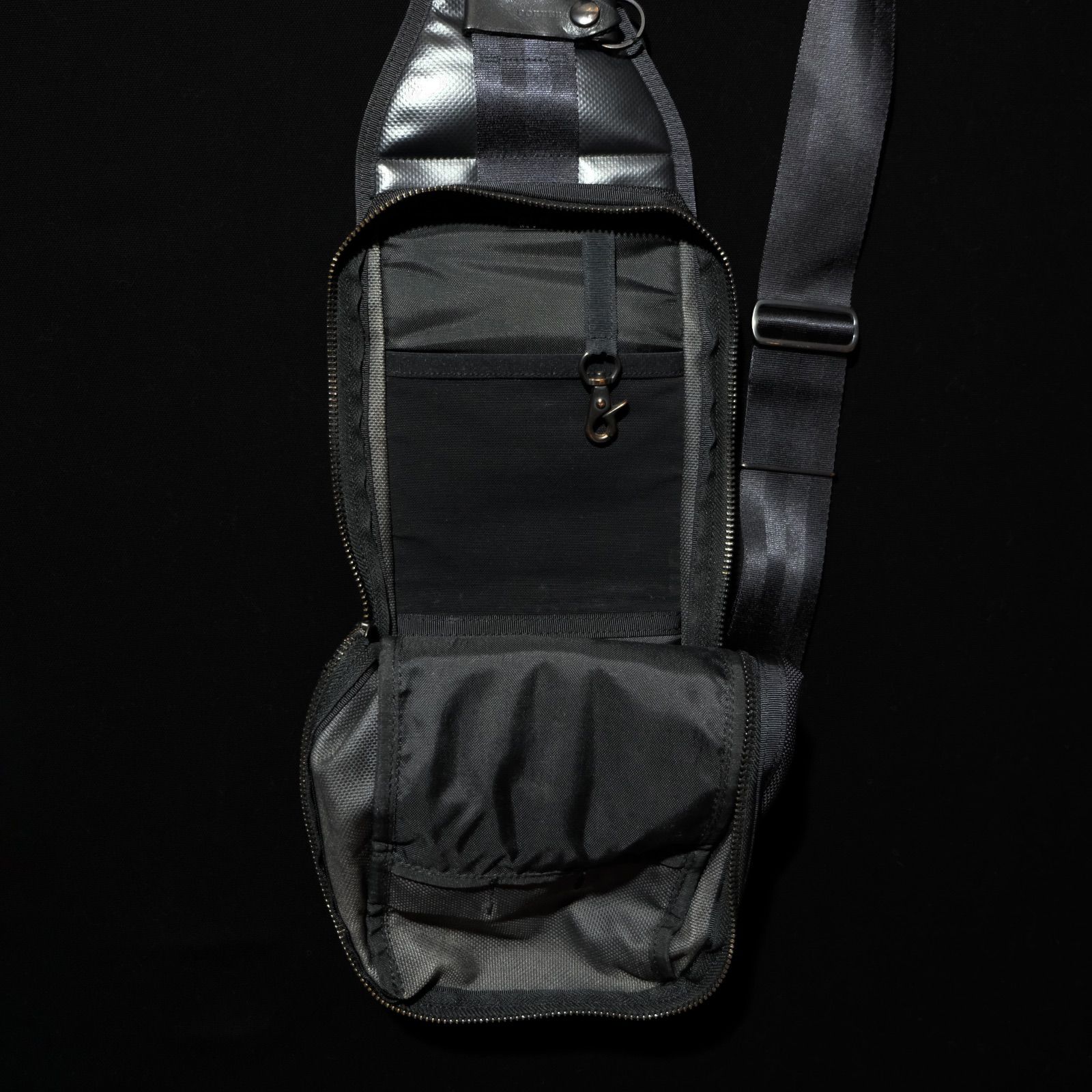 ボディバッグ ショルダーバッグ