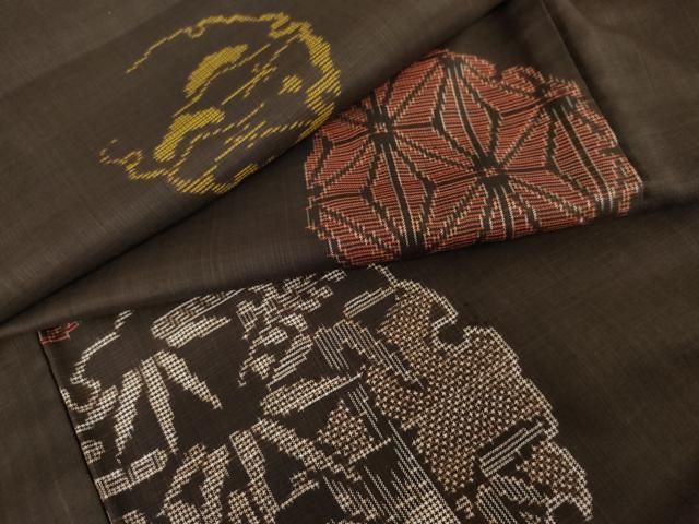 平和屋着物●本場大島紬　アンティーク大島　雪輪笠松文　正絹　逸品　AABE0014cs 平和屋着物○本場大島紬 アンティーク大島 雪輪笠松文 正絹 逸品