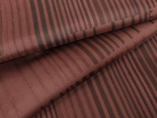 平和屋着物 本場染大島紬 変わり縞 正絹 cs