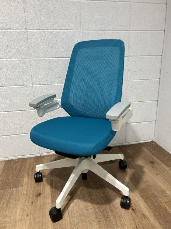 アウトレット品 イトーキ ノートチェア 可動肘付ノートチェア KJ 177 JV 1 ブルー