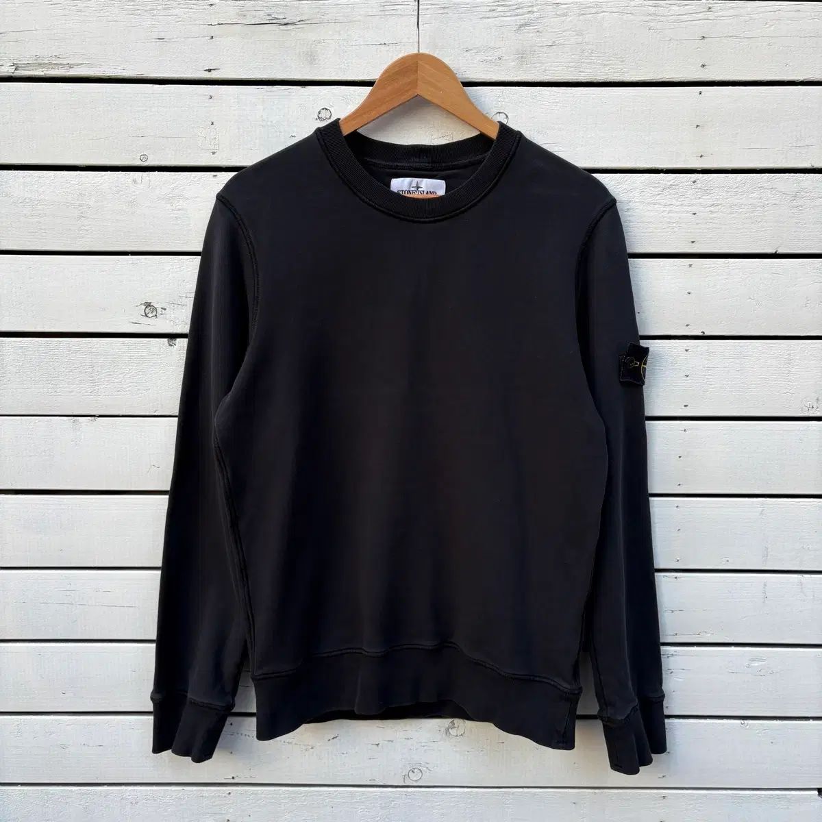 STONE ISLAND ストーンアイランド スウェット