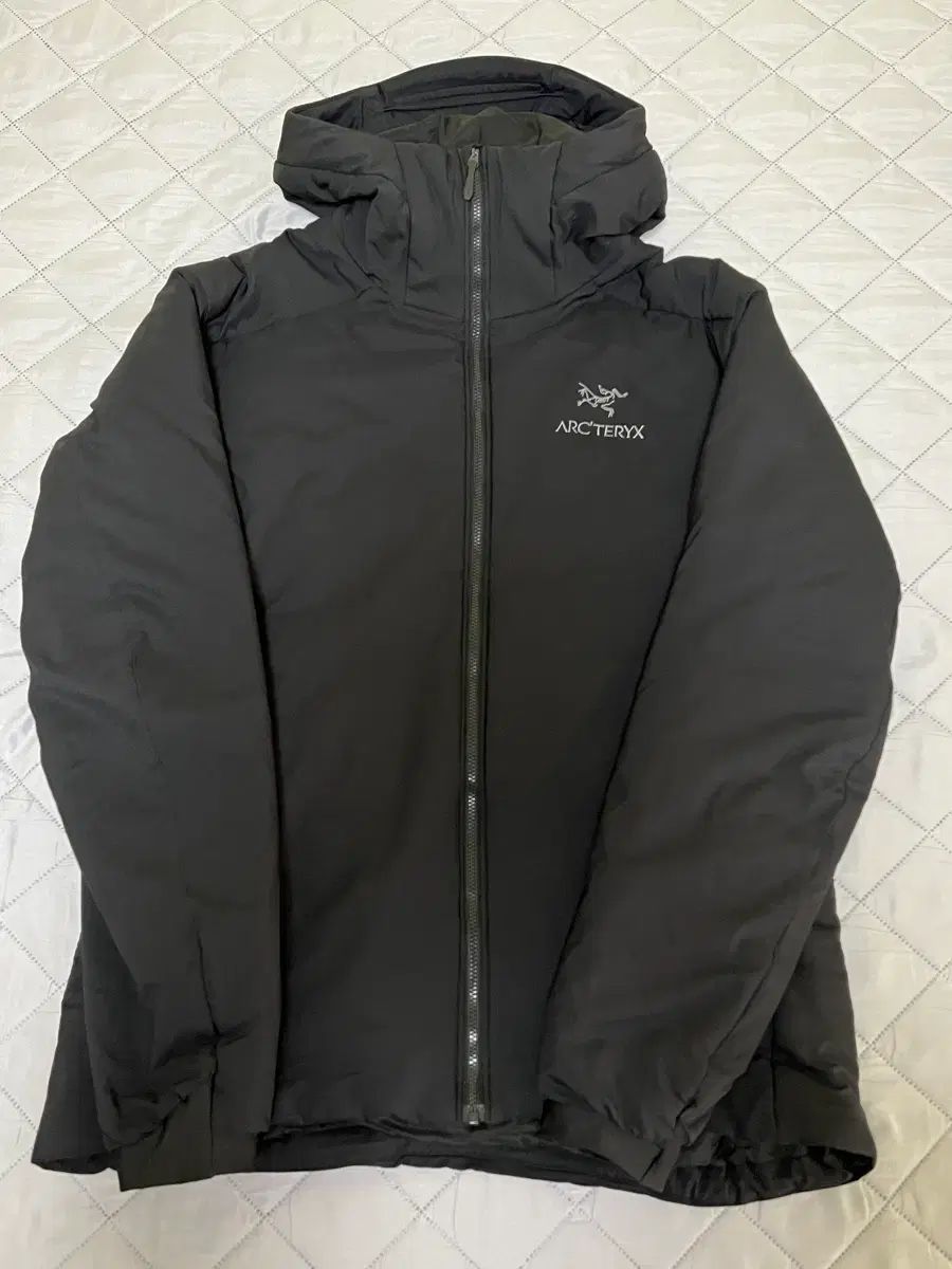 ARC TERYX アークテリクス Atom アトム AR フーディ ブラック