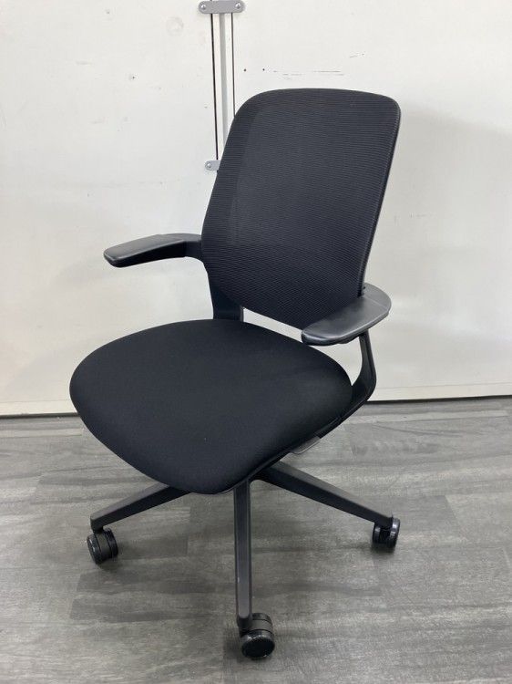 アウトレット品 FURSYS T 250シリーズ 固定肘付OAチェア 250 ブラック