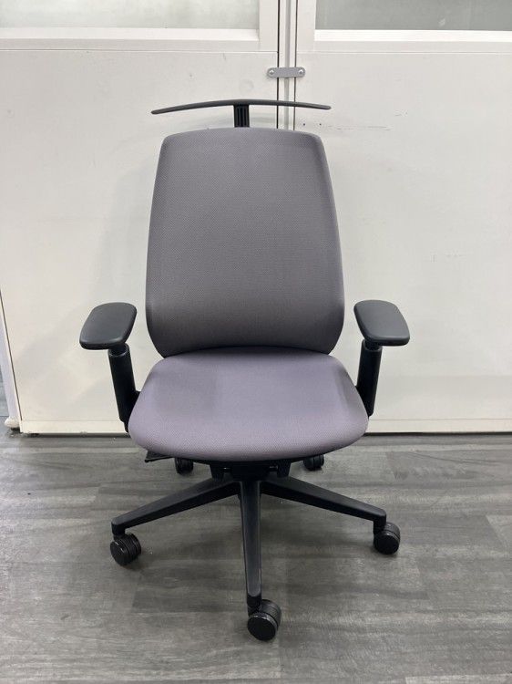 ニンバスチェア