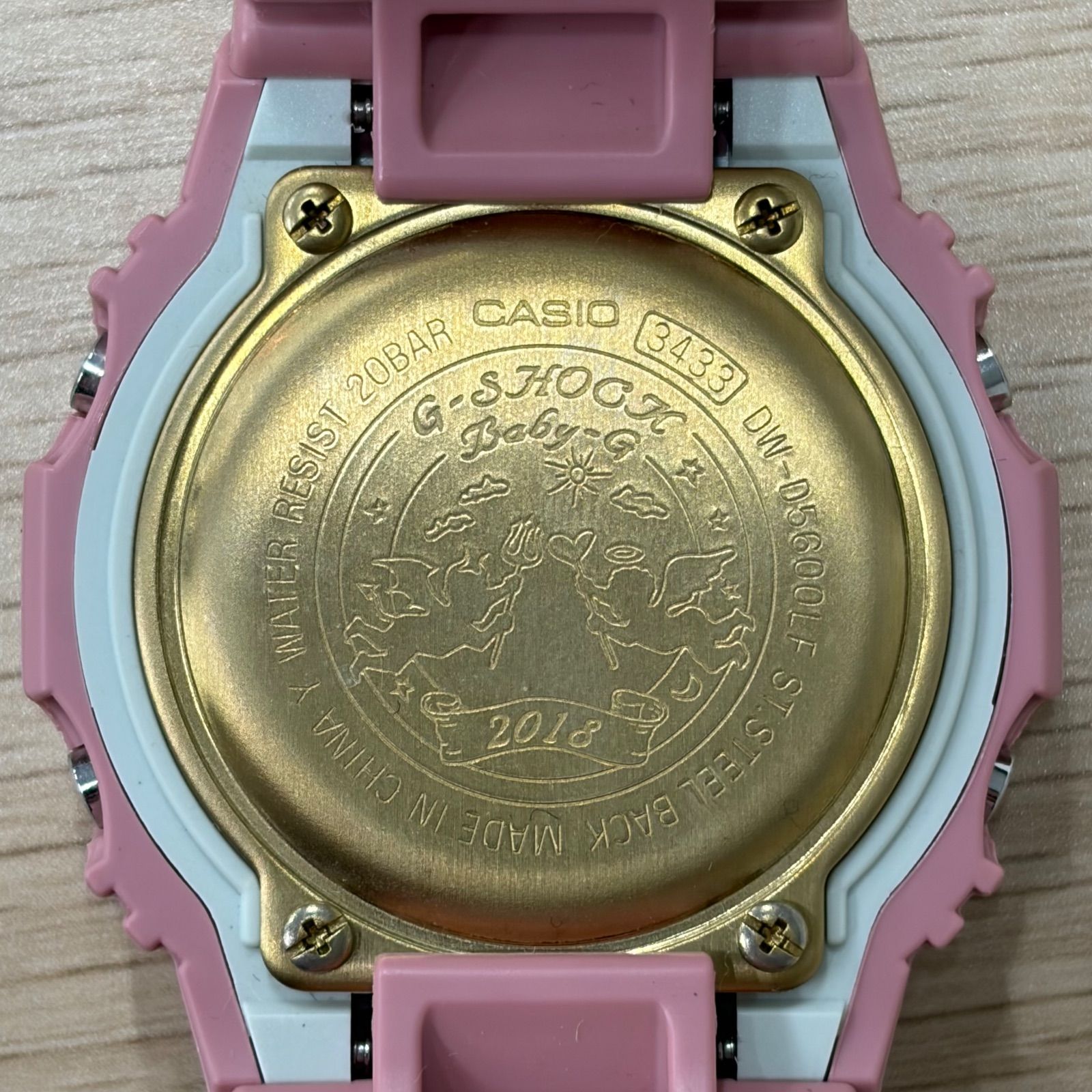 DW-D5600LF-4W 2018年 ラバコレ CASIO G-SHOCK - メルカリ