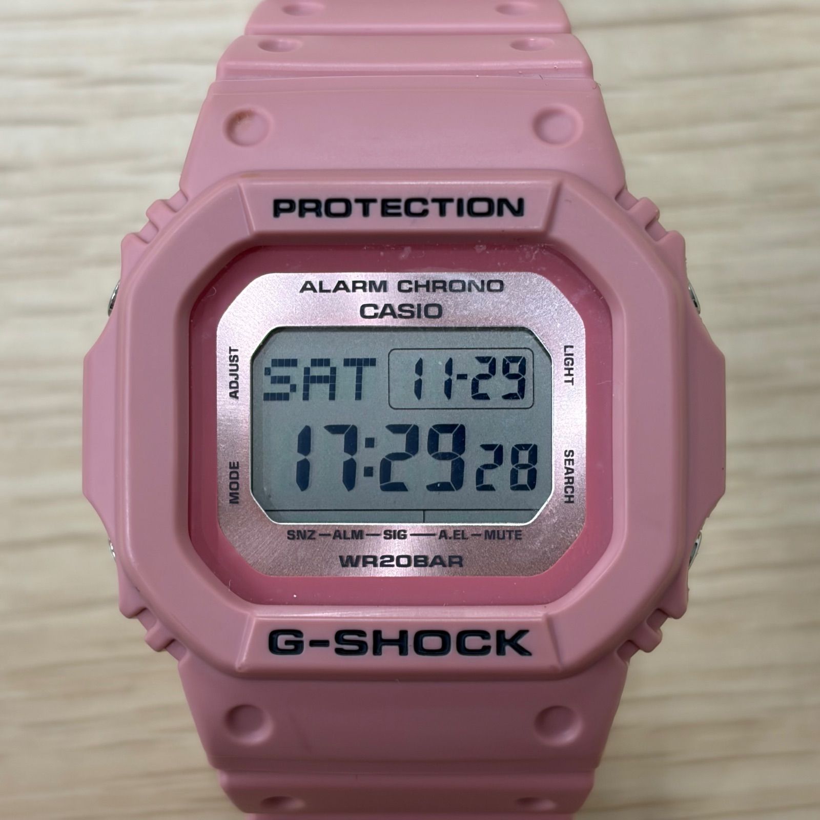 DW-D5600LF-4W 2018年 ラバコレ CASIO G-SHOCK - メルカリ