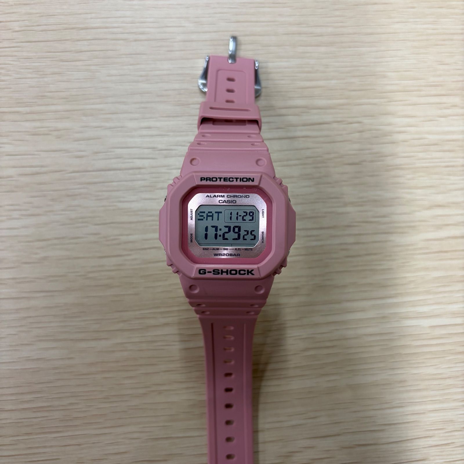 DW-D5600LF-4W 2018年 ラバコレ CASIO G-SHOCK - メルカリ