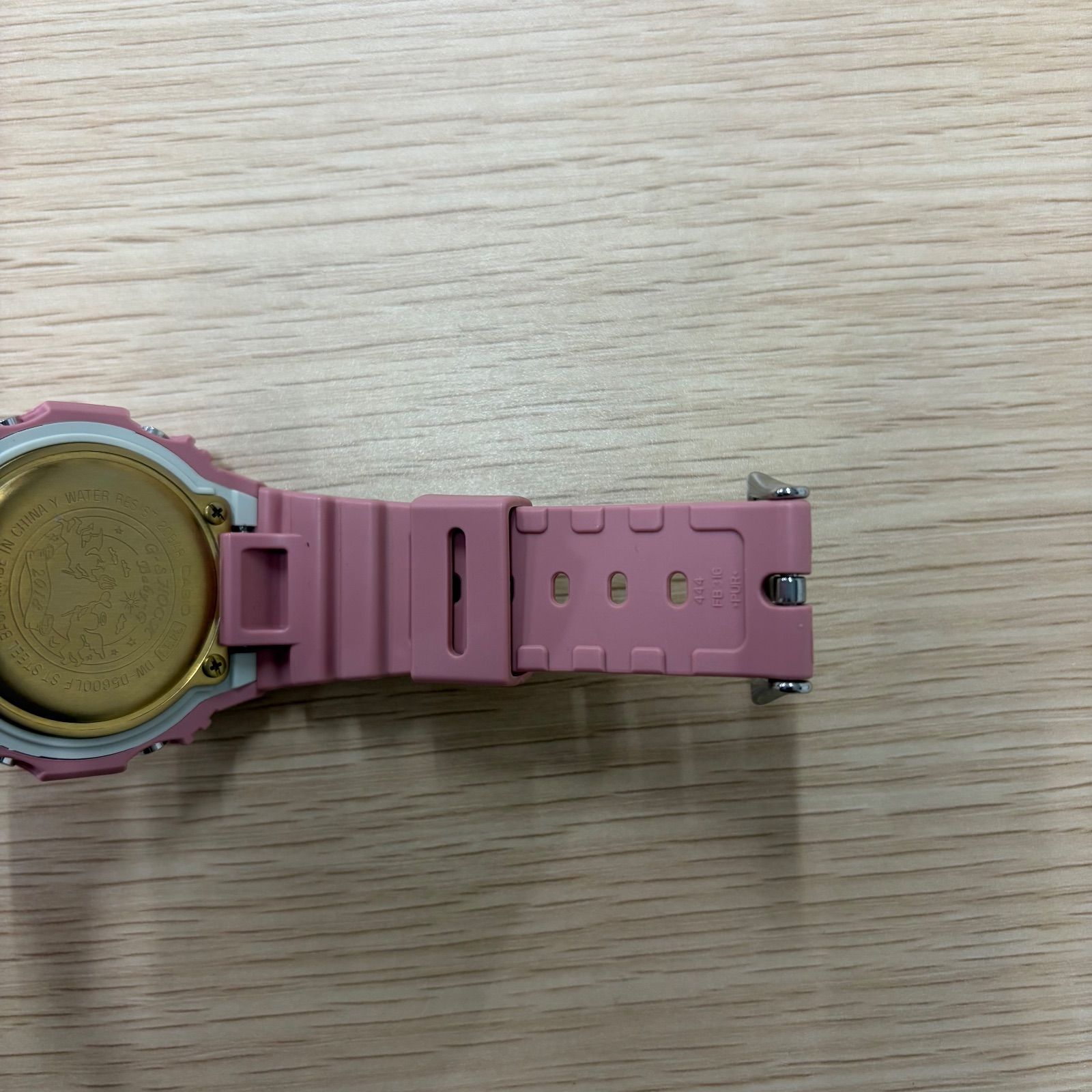 DW-D5600LF-4W 2018年 ラバコレ CASIO G-SHOCK - メルカリ