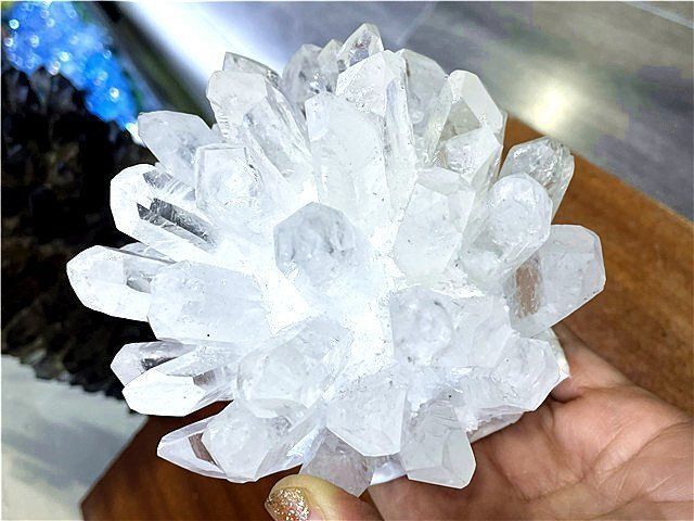 超綺麗高透明度水晶クラスターB1124/1F319/237D - メルカリ