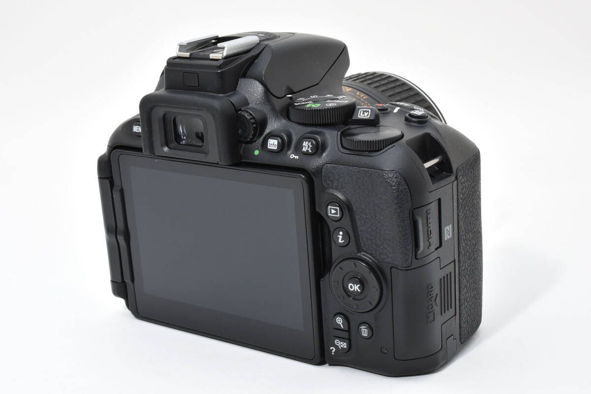 10／26まで！S回数少⭐Nikon D5600 美品⭐シリーズ最新！Wレンズ