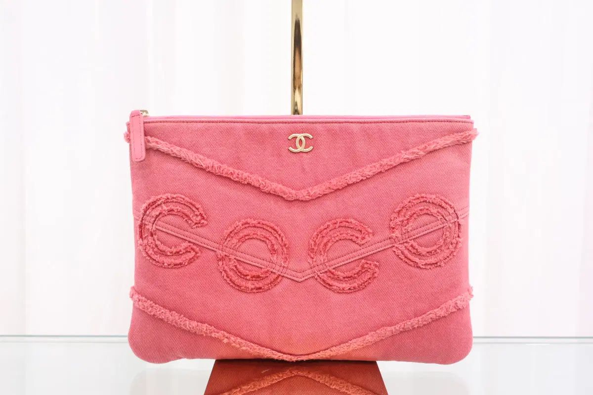 シャネル 九井 一 デニム GOLD メタル クラッチバッグ ap 1269