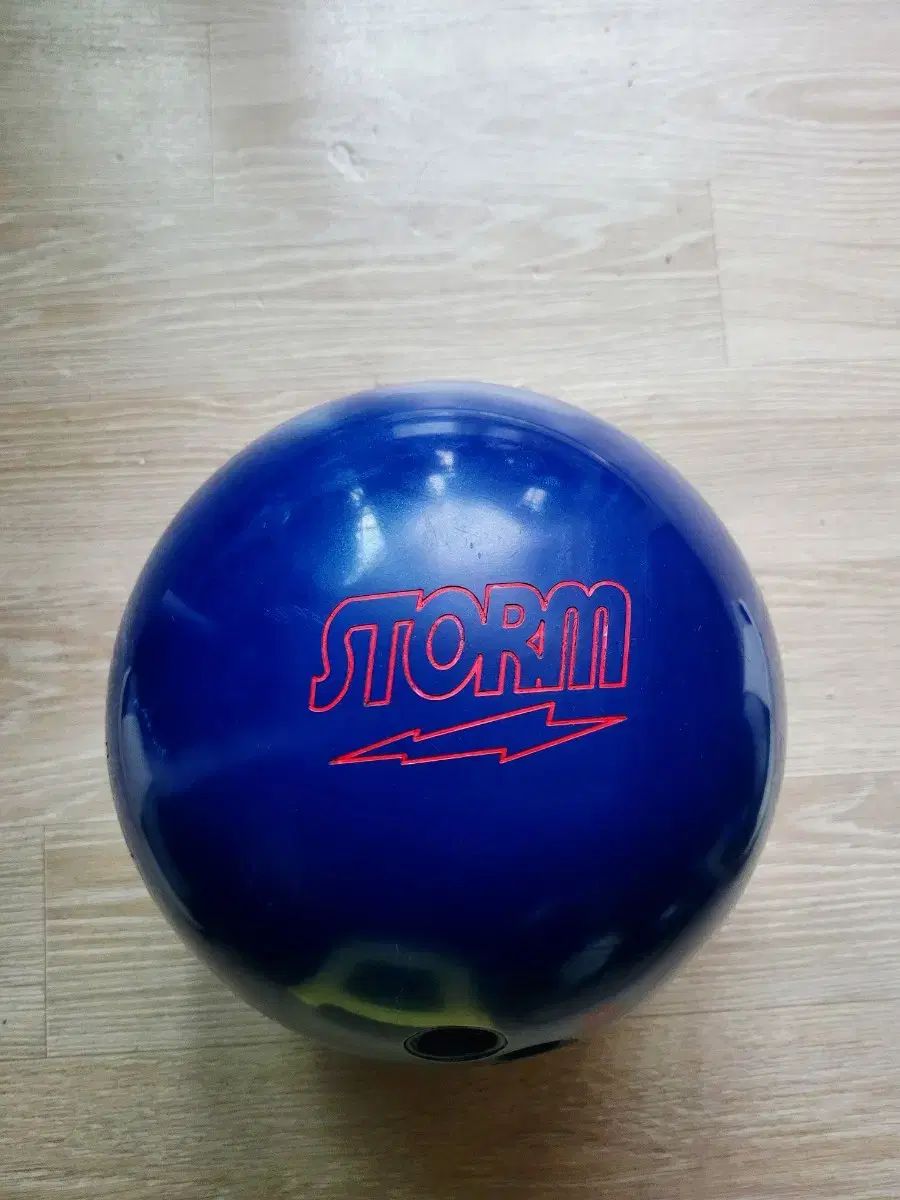 ストーム サミット パール 15p ボーリングボール 出品 - メルカリ