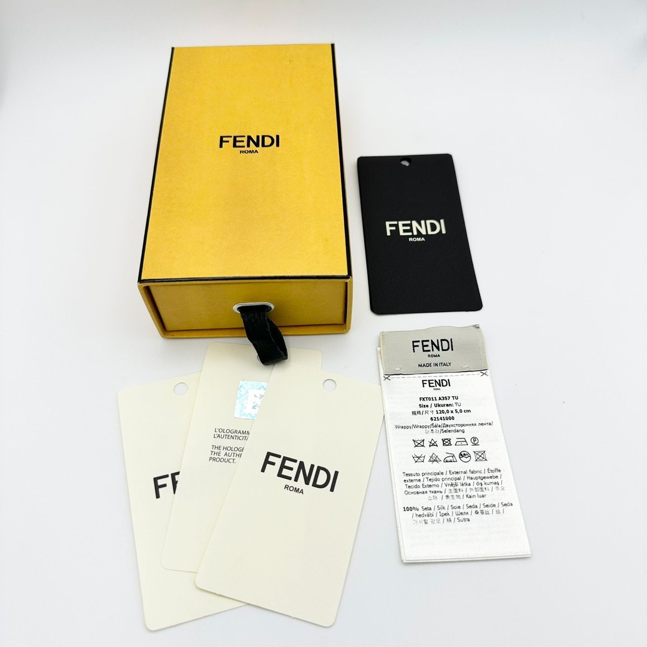 返品OK】美品 FENDI フェンディ スカーフ ラッピー シルク フラワー柄