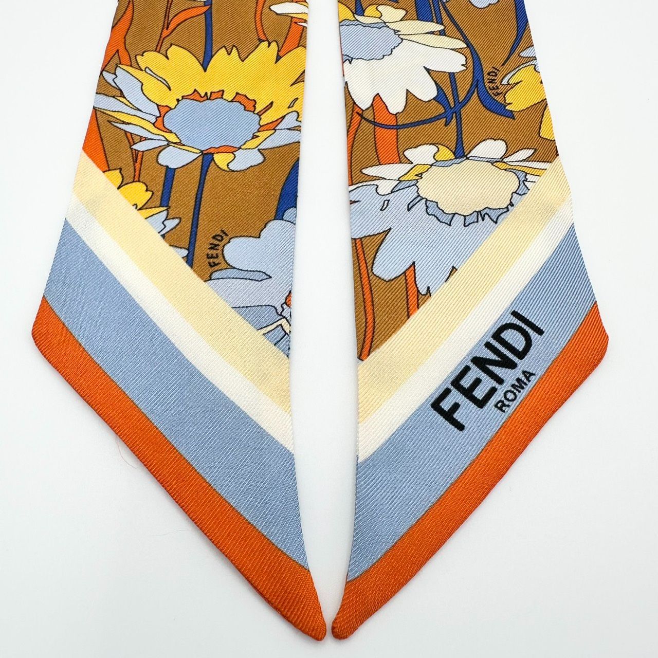 返品OK】美品 FENDI フェンディ スカーフ ラッピー シルク フラワー柄