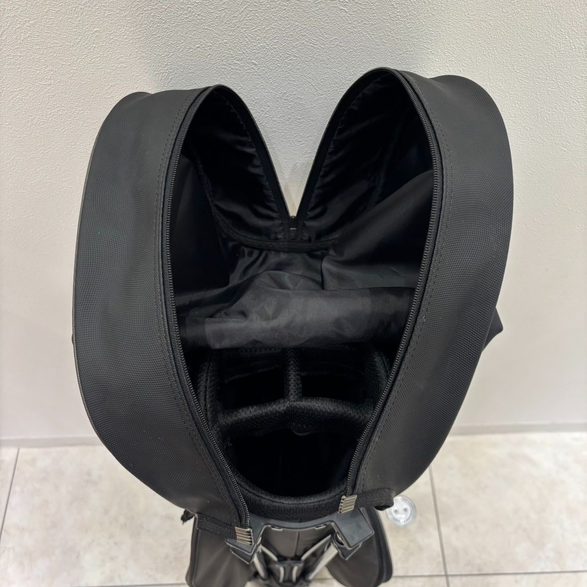 え沖】 BLACK CLOVER ブラッククローバー ゴルフ バッグ キャディ