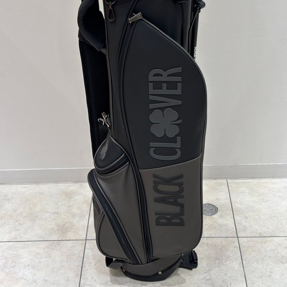 え沖】 BLACK CLOVER ブラッククローバー ゴルフ バッグ キャディ
