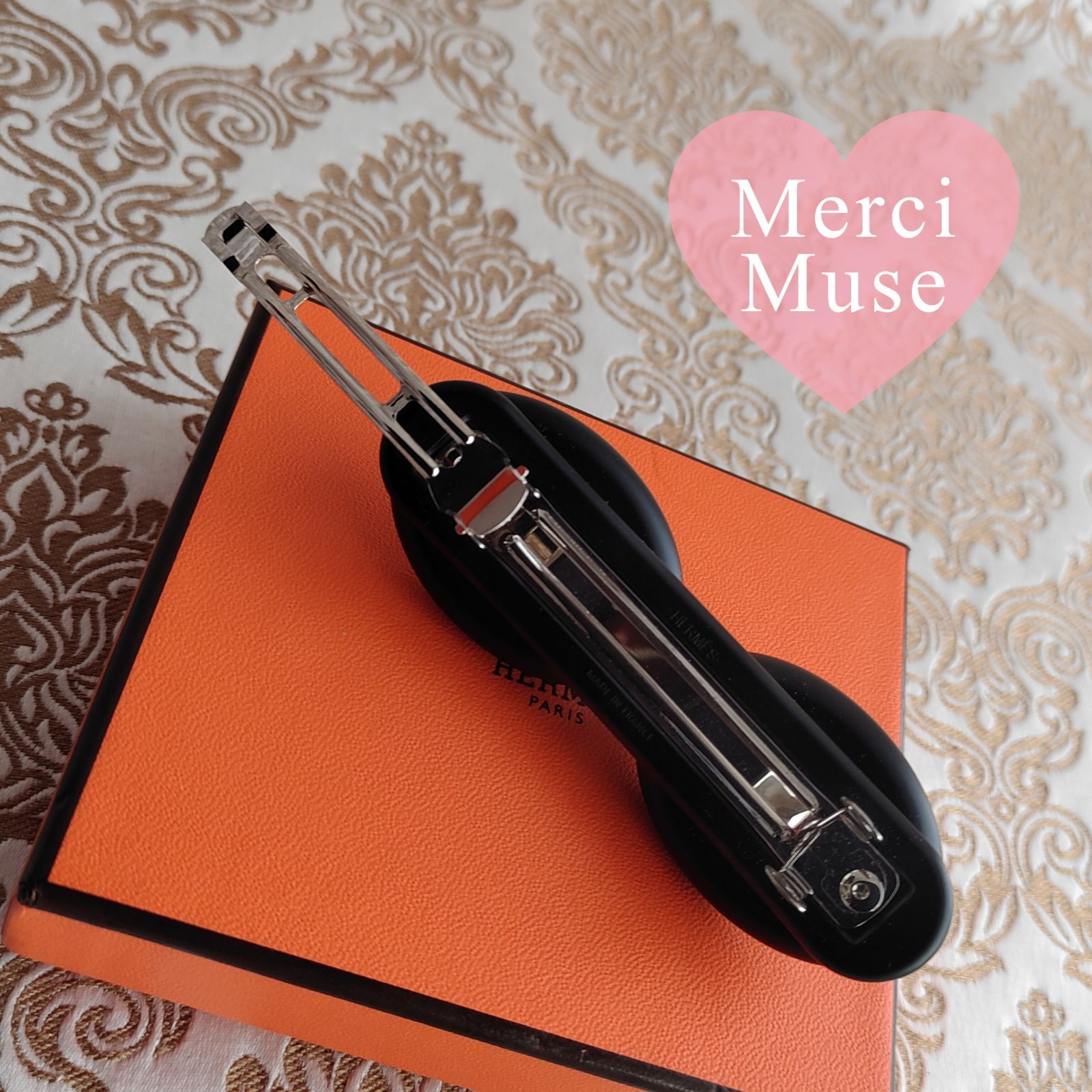 ❤未使用品❤トリマイヨンGMバレッタ ノワール SV金具 エルメス 髪飾り