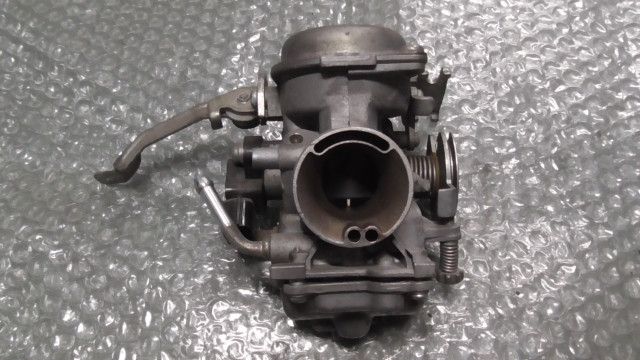 YBR 125 xxx の キャブレター