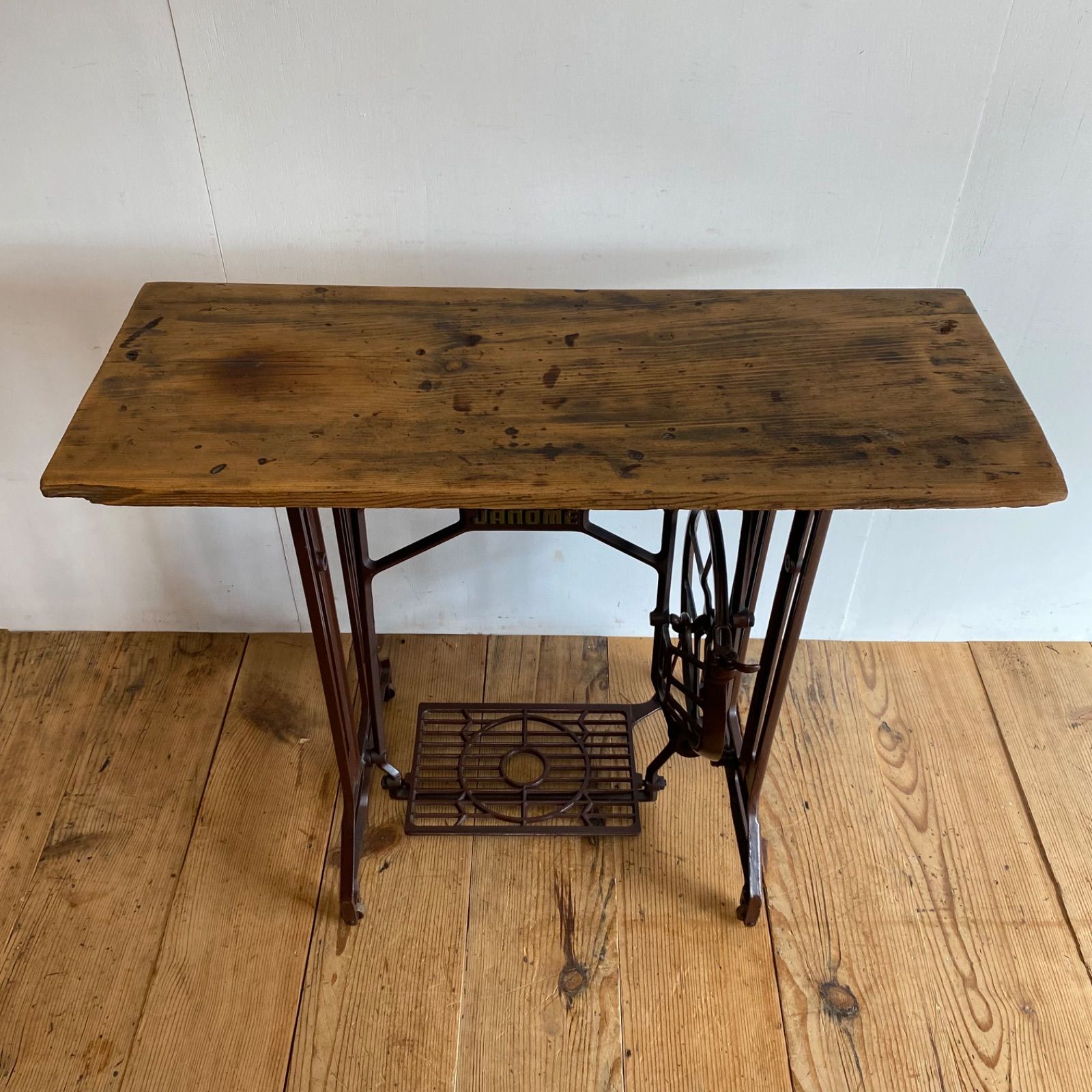 アンティーク ミシン脚 テーブル JANOME 古材 無垢 天板 y312 - メルカリ アンティーク ミシン脚 テーブル JANOME 古材 無垢 天板 y312 - メルカリ