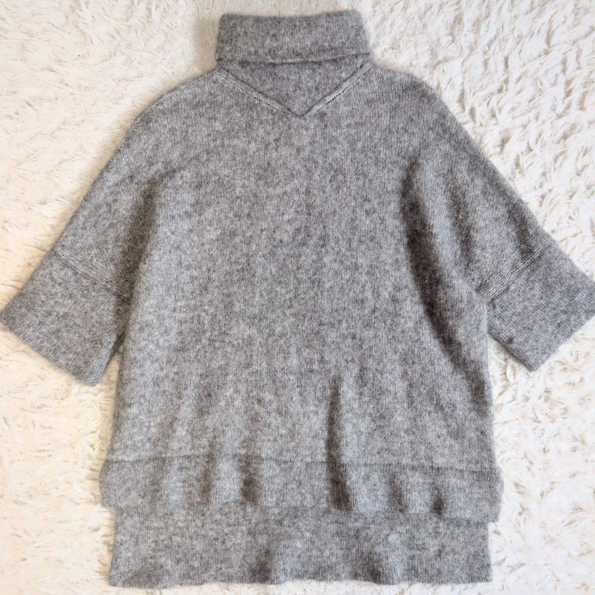 agnesb. アニエスベー アルパカ混 タートルネックニット プルオーバー グレー ワイドシルエット 七分袖 ハイネック 無地 ヘム TU