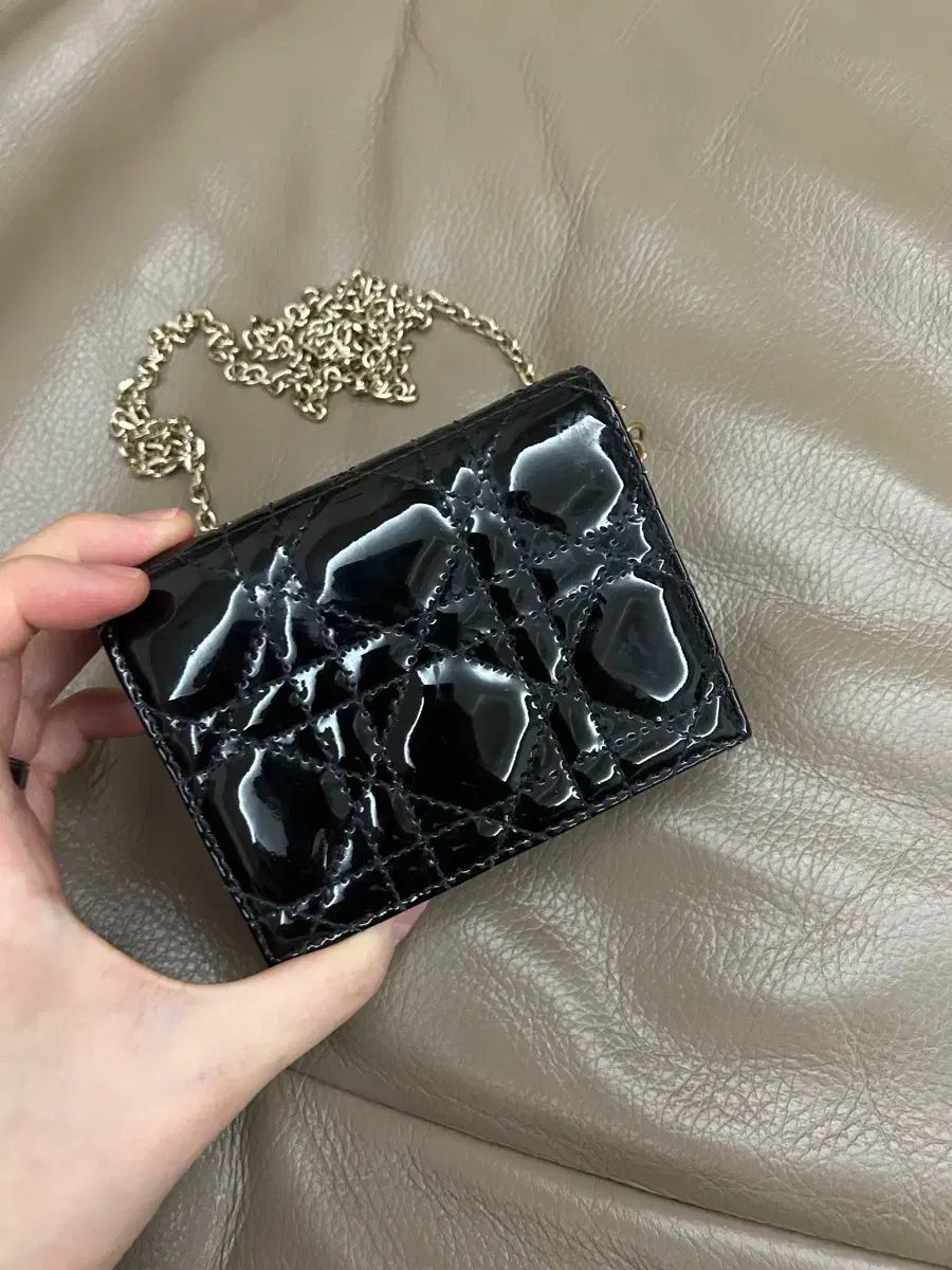 ディオール 財布 チェーンクロスバック