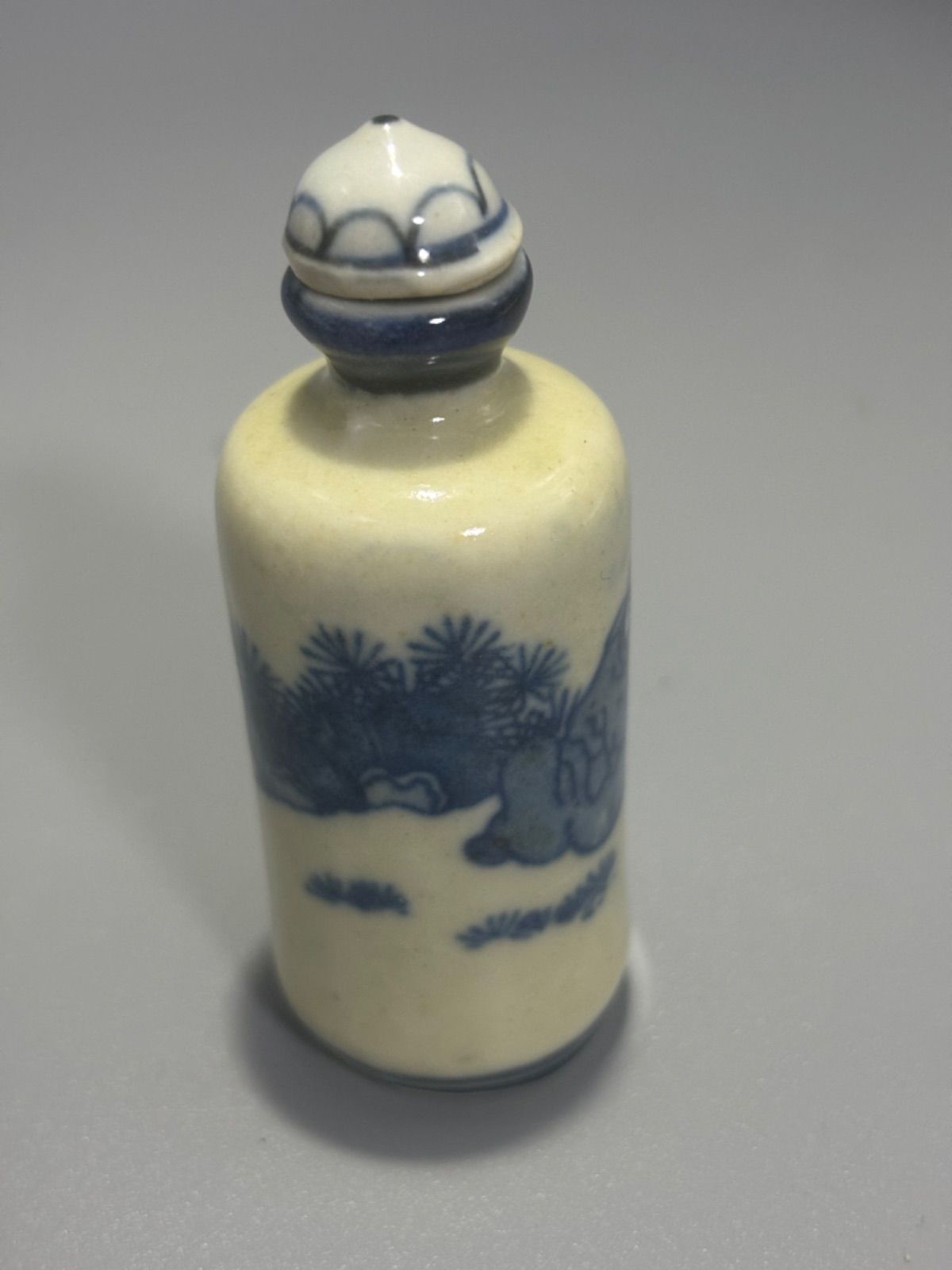 中国 古い 鼻煙壷 7個まとめ Ａ839 中国 古い 鼻煙壷 7個まとめ A839 中国 古い 鼻煙壷 7個まとめ A839