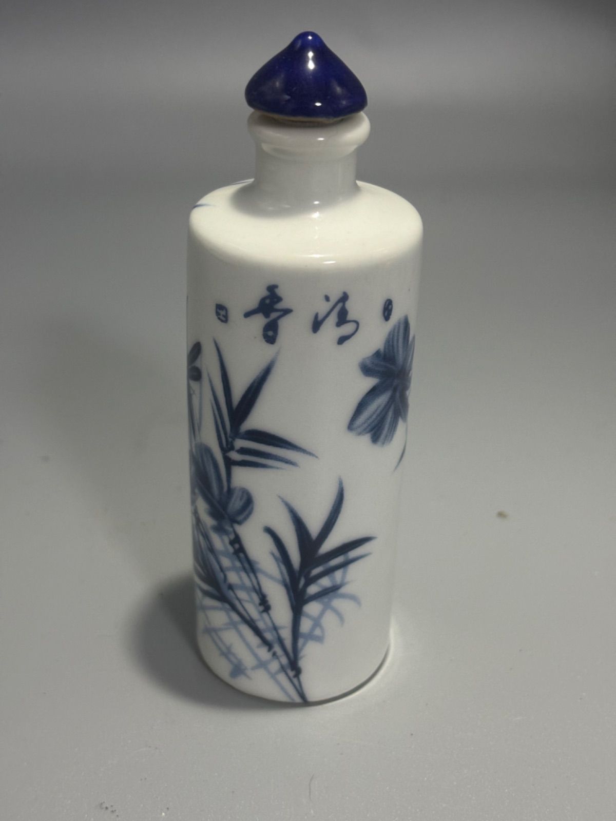 年末セール 中国古美術 香水瓶 鼻煙壺 7個セット - メルカリ