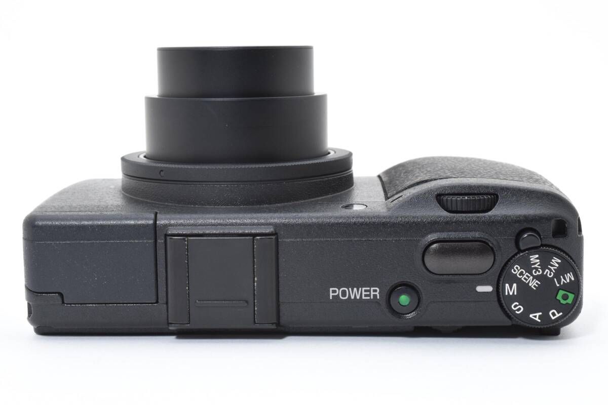 RICOH GR DIGITAL III ≪S数550回≫ 1929 □ ほぼ新品 □ リコー RICOH GR DIGITAL III ≪S数550回≫ 1929