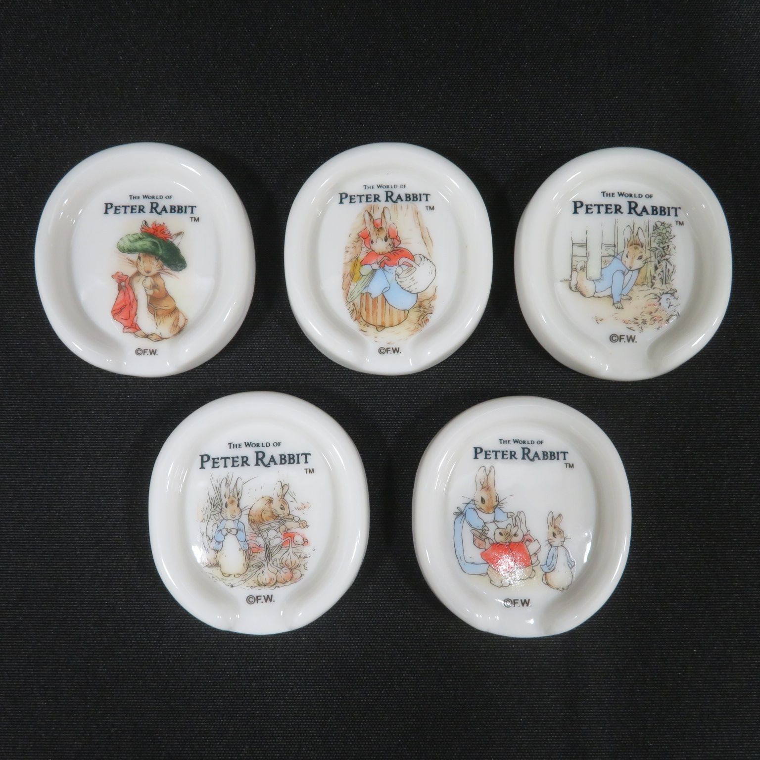 7267☆ピーターラビット(PETER RABBIT)□スプーンレスト□スプーン置き