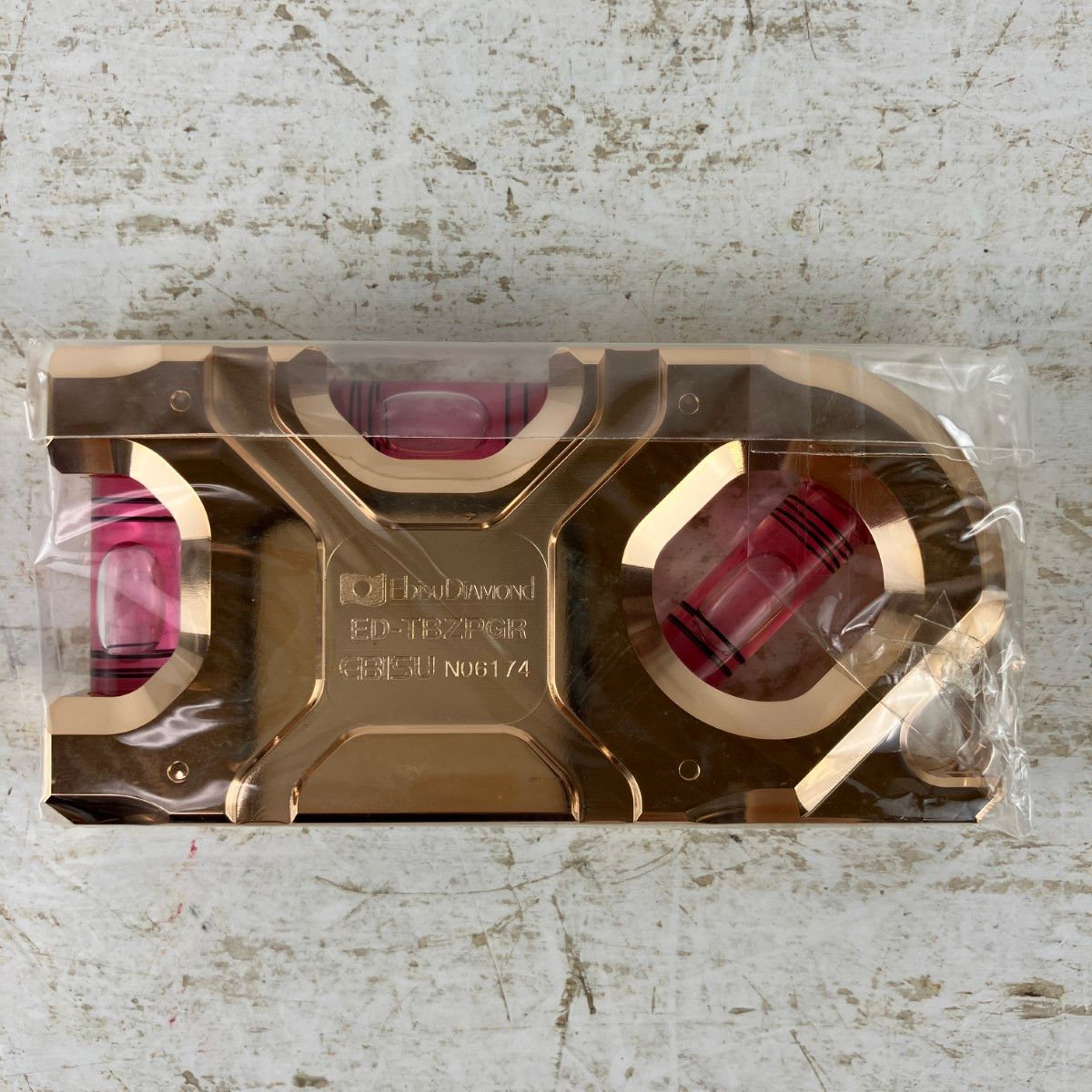 ЗЗEBISU 鳶レベル 零 水平器 外 ED-TBZPGR ピンクゴールド×レッド