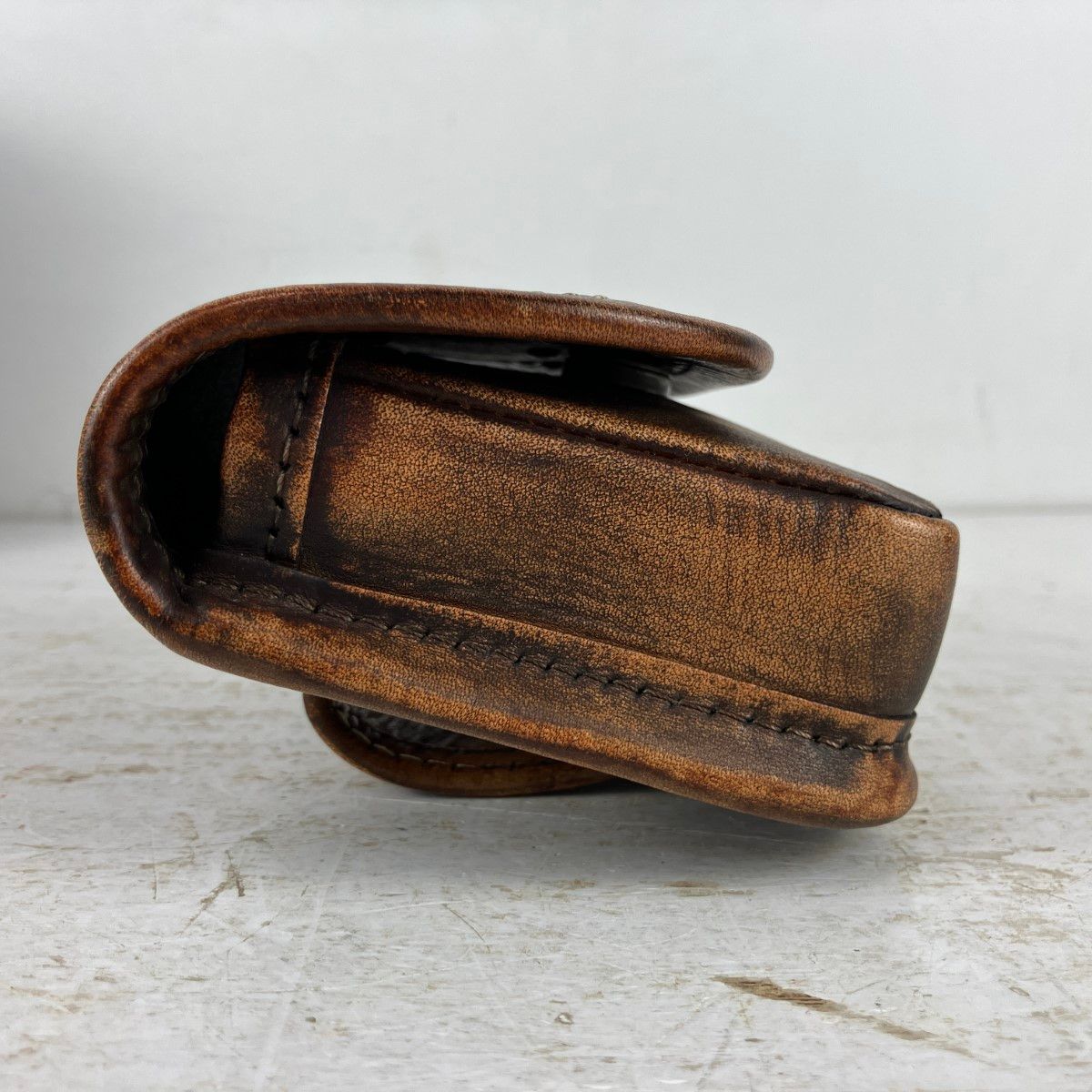 ヌメ革小物ポーチ